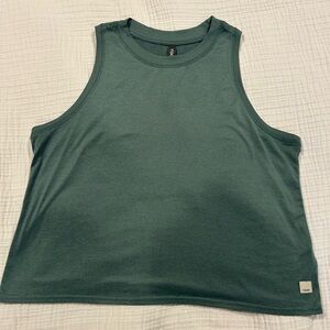 Vuori “iron heather” energy tank